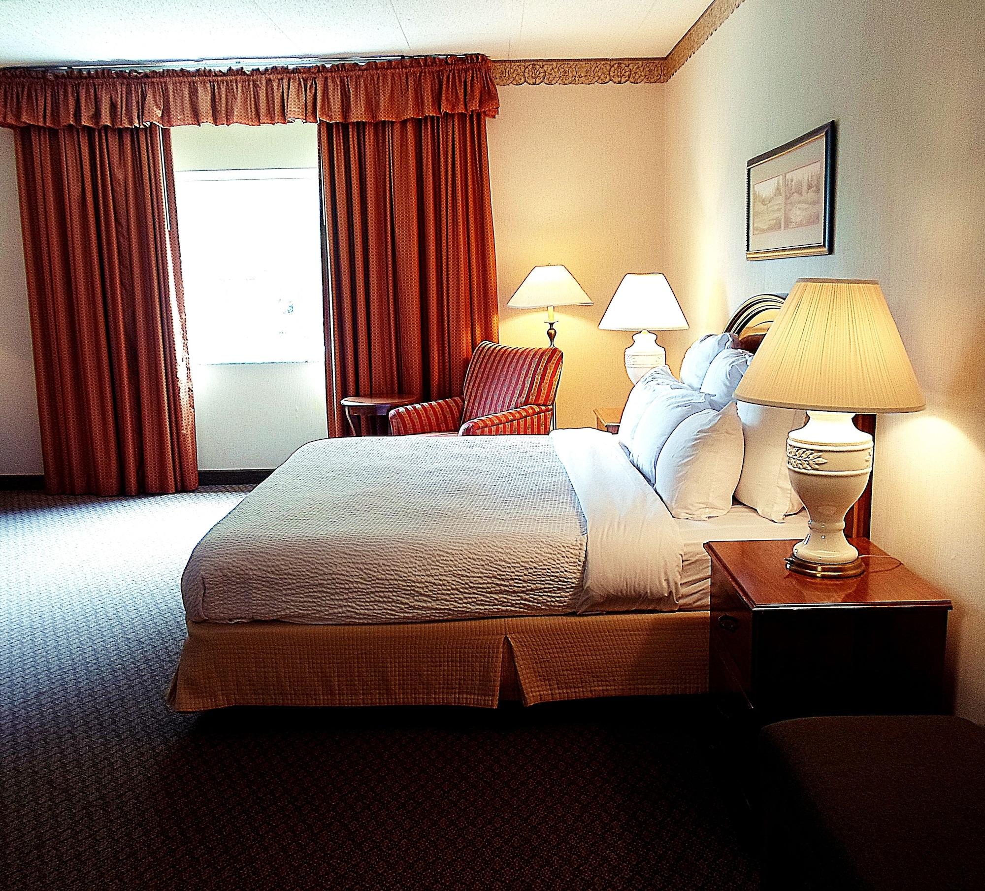 เควล ฮอลโลว์ รีสอร์ต - อะ เทรดมาร์ค คอลเลคชั่น โฮเต็ล Hotel Painesville ภายนอก รูปภาพ