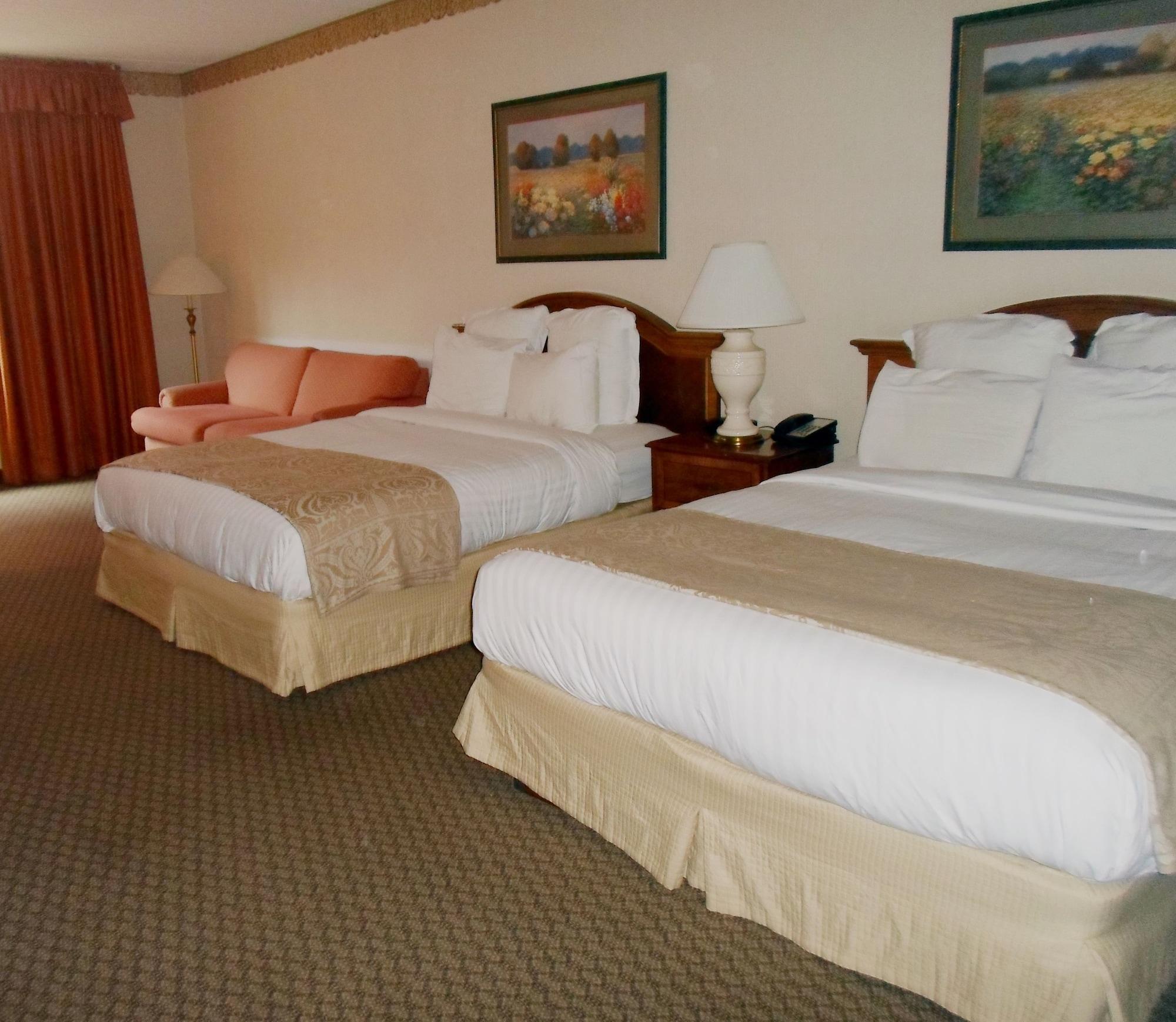 เควล ฮอลโลว์ รีสอร์ต - อะ เทรดมาร์ค คอลเลคชั่น โฮเต็ล Hotel Painesville ภายนอก รูปภาพ