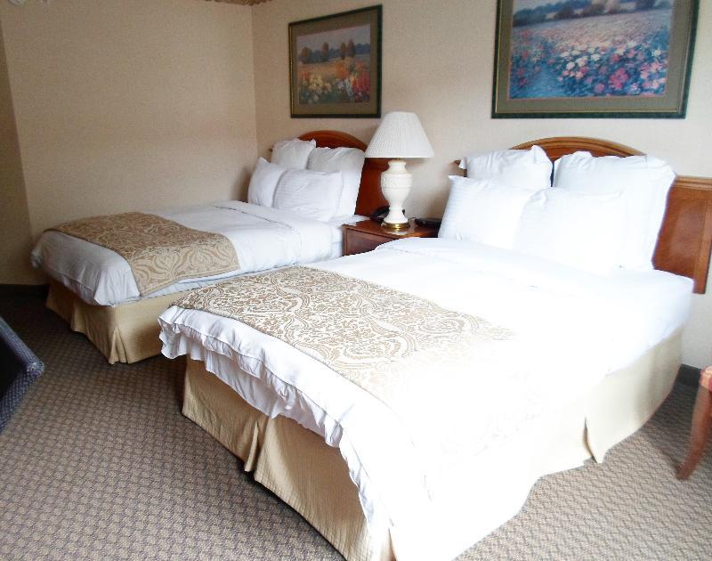 เควล ฮอลโลว์ รีสอร์ต - อะ เทรดมาร์ค คอลเลคชั่น โฮเต็ล Hotel Painesville ภายนอก รูปภาพ